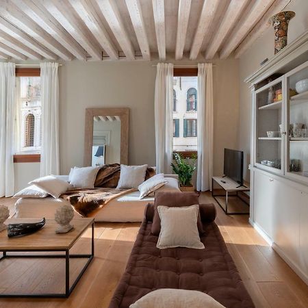 Bridge Of Sighs Luxurious Apartment Venice Exterior photo